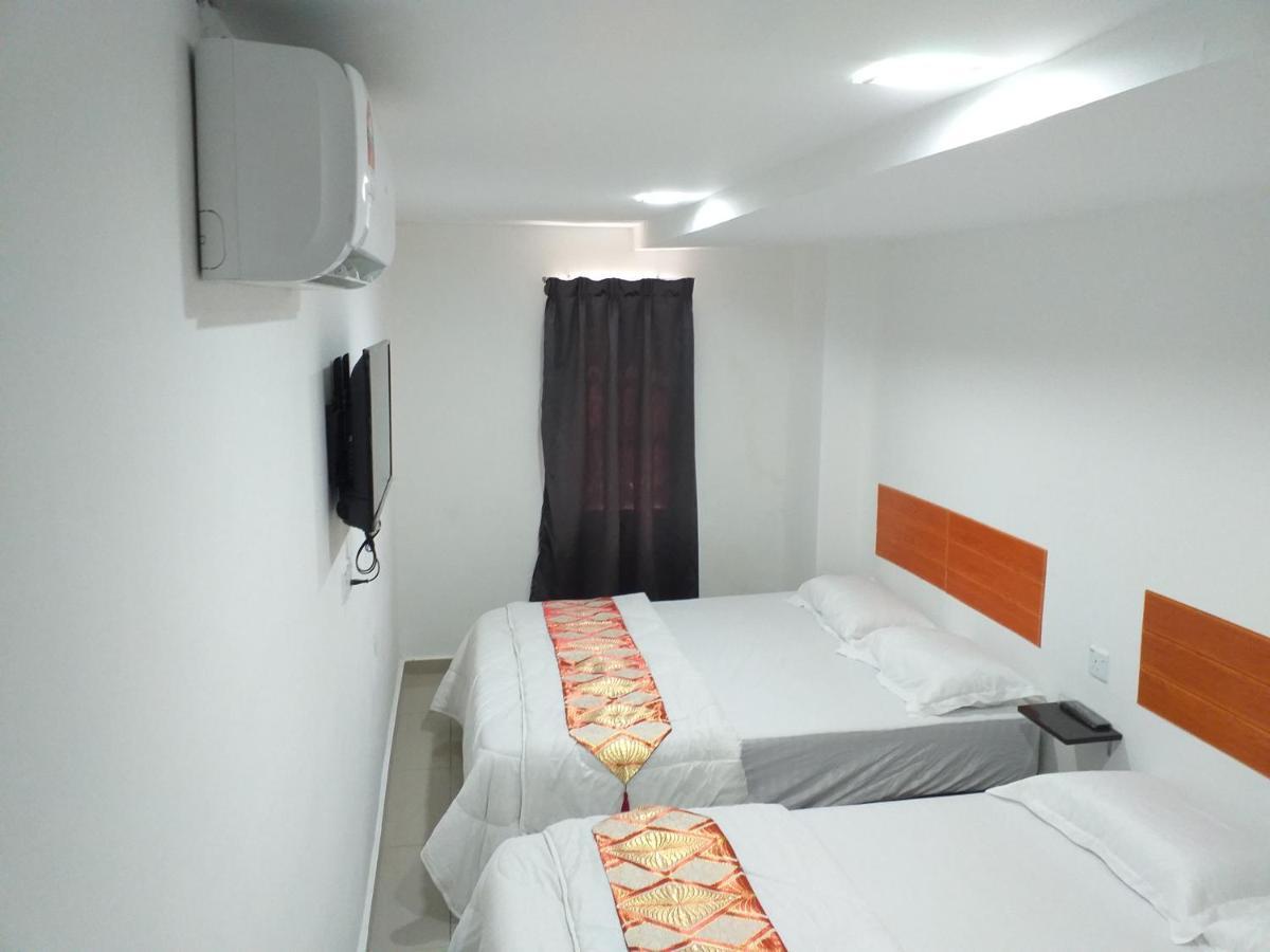 Love hotel Orange Near Palm Mall 2*